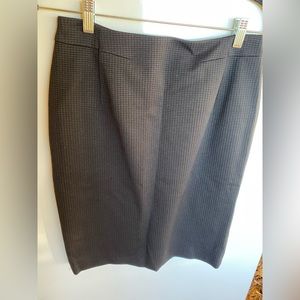 BOSS HOGO BOSS Pencil skirt NWT size 8